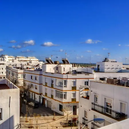 Apartment Inviting With Balcony Cadiz