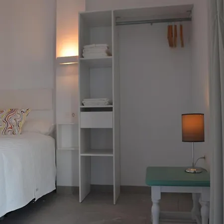 Apartment Inviting With Balcony *